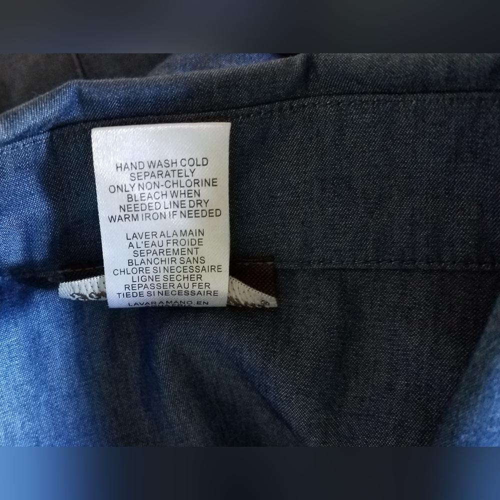 Tommy Bahama Everyday Resort Button-down Top - Picture 5 of 8